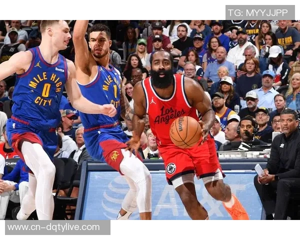 哈登与威少争夺MVP的巅峰对决谁能笑到最后的篮球传奇之路
